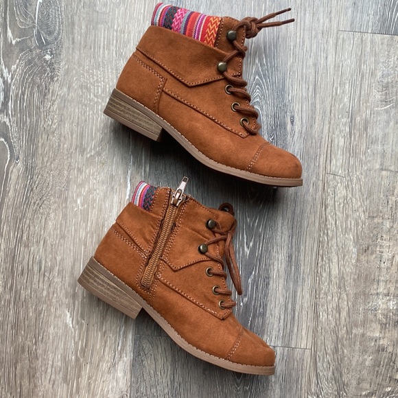 Little girls boots - Picture 3 of 9